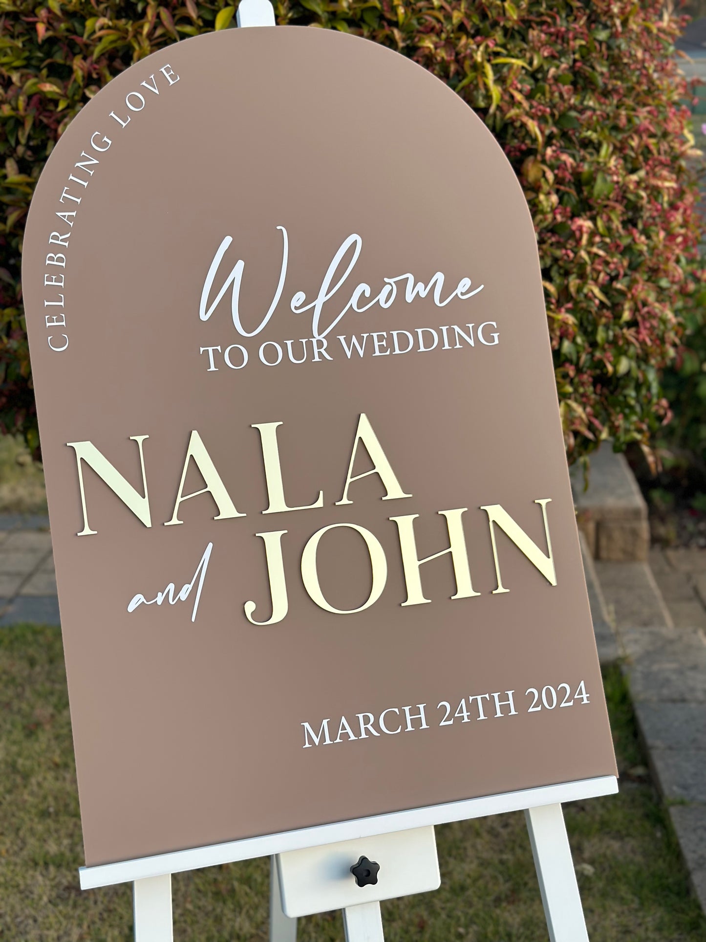 Elegant Modern Wedding Signage